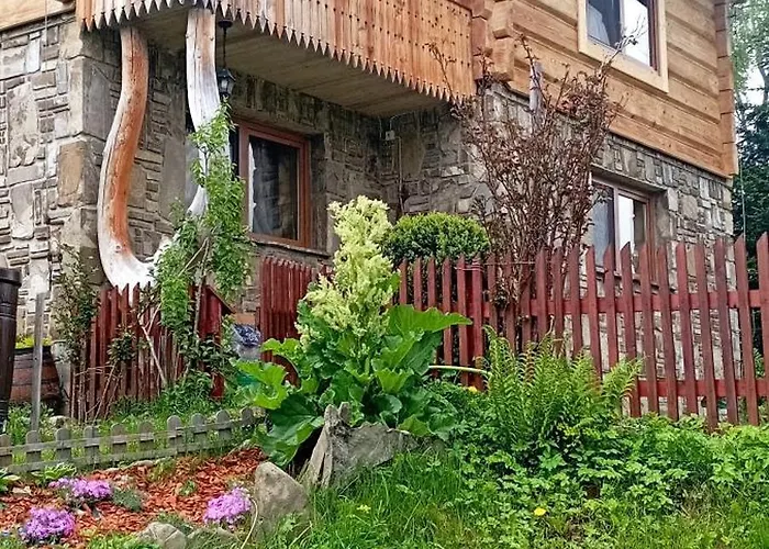 Zakatek W Dolinie Lapszanka